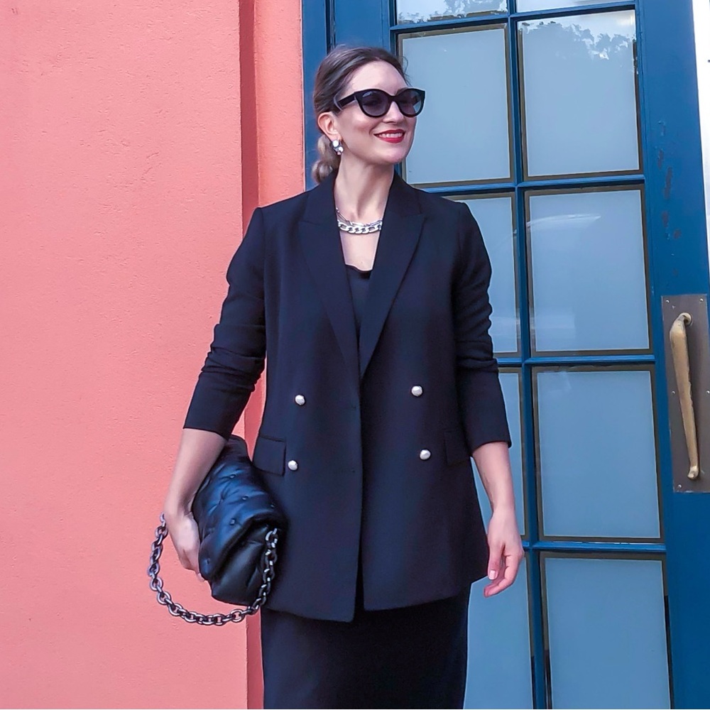 Elegant Black Double-Breasted Women's Blazer